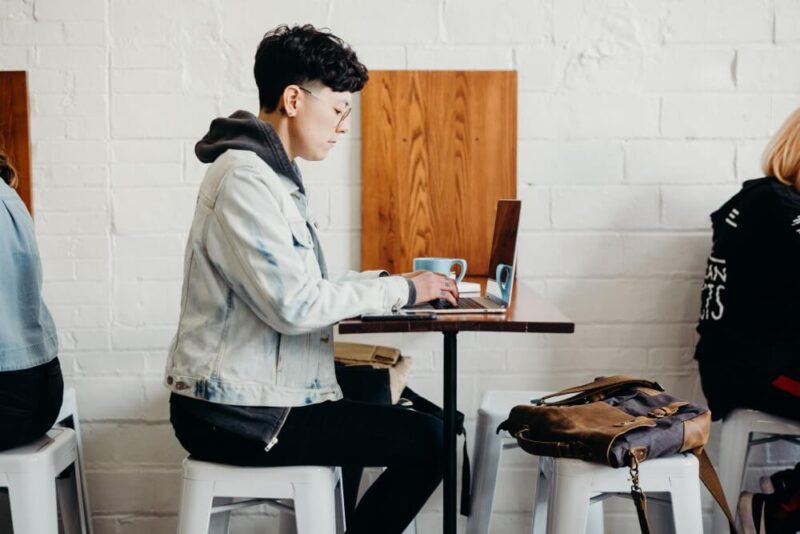 サラリーマン以外の生き方は誰にでもできる